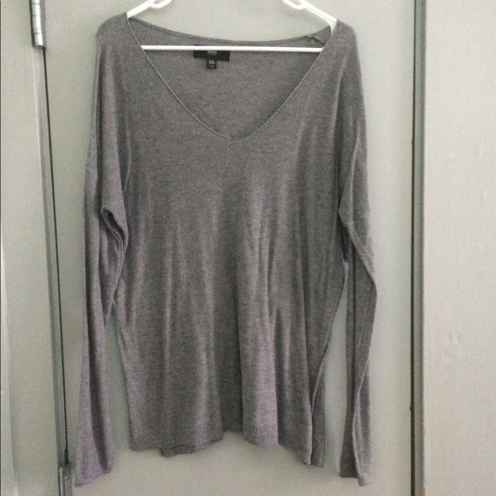 Thin lightweight sweater